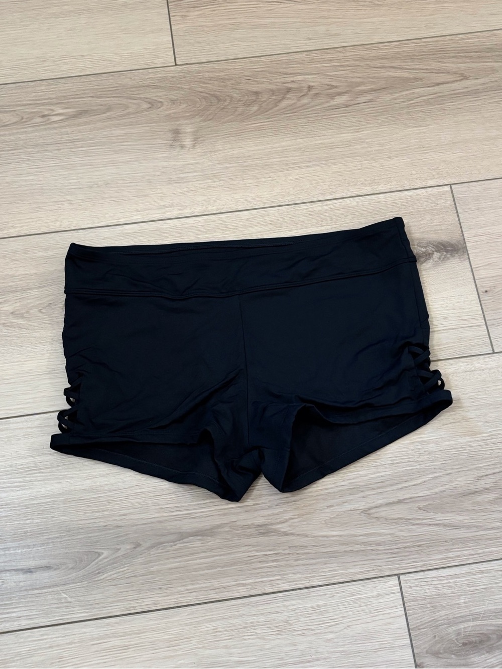Kona Sol Black Ruched Side Low-Rise Bike Shorts